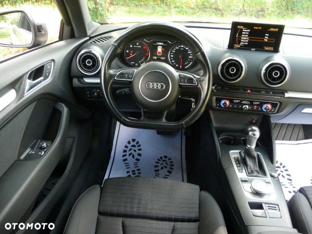 Audi A3 3-drzwiowe 1.6 TDI clean diesel Attraction S tronic - 36