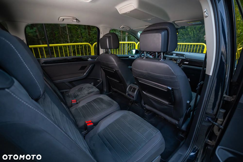 Volkswagen Touran 1.4 TSI BMT Highline DSG - 26