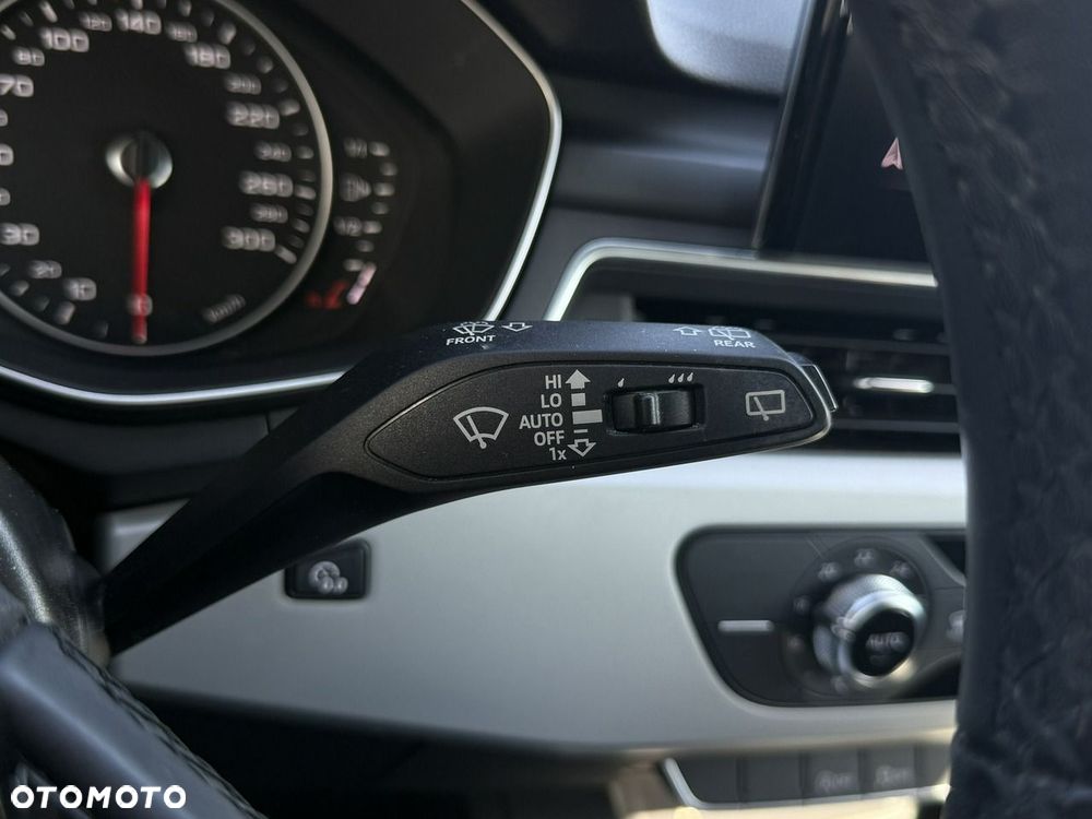 Audi A4 Avant 30 TDI S tronic - 19