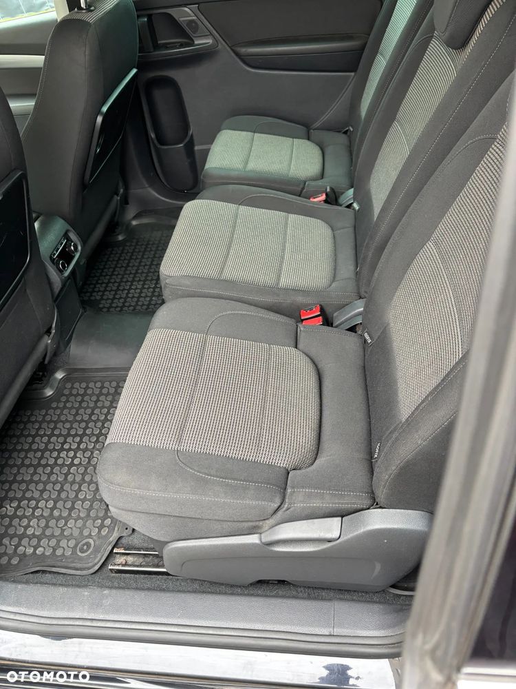 Volkswagen Sharan - 15