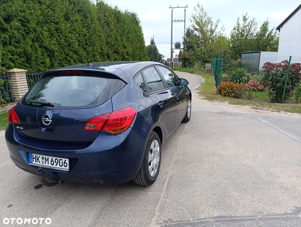 Opel Astra 1.6 Active - 17