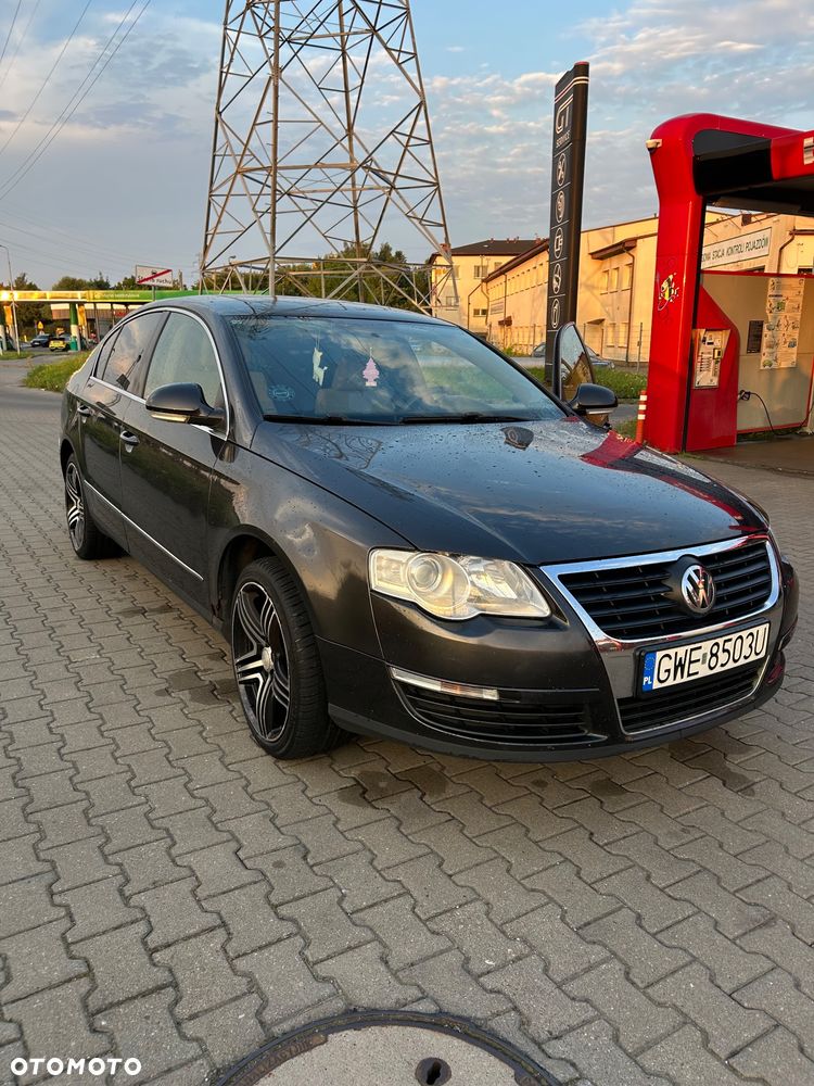 Volkswagen Passat 1.9 TDI Comfortline - 4