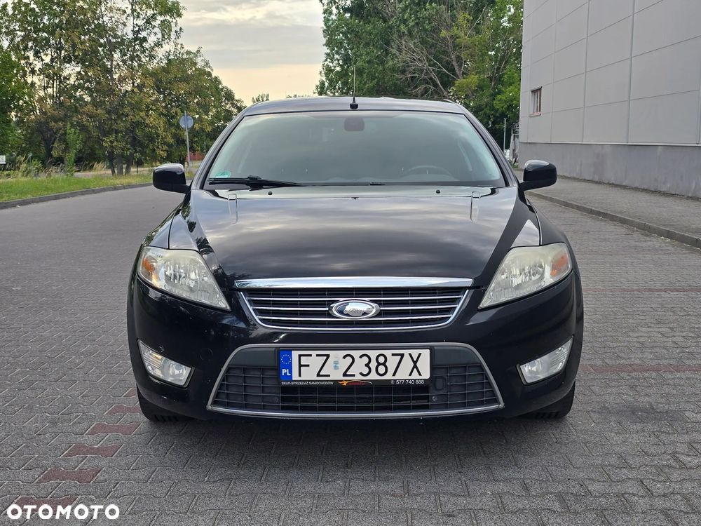Ford Mondeo 2.0 Ghia - 13