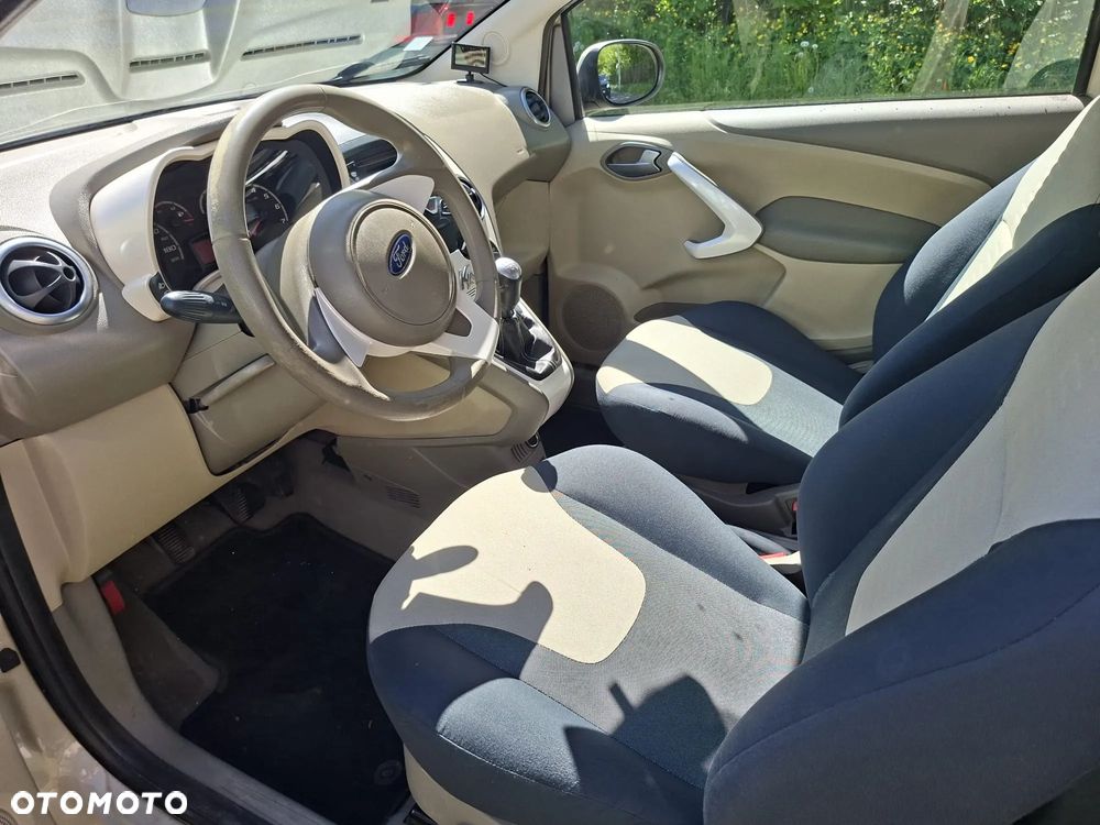 Ford KA 1.2 Trend - 10