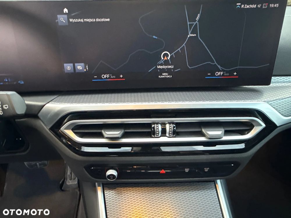 BMW Seria 3 330e xDrive M Sport sport - 24