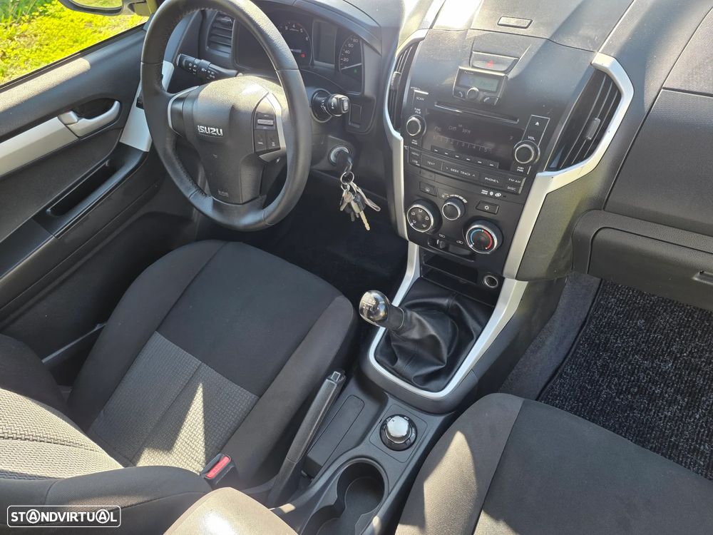 Isuzu D-Max - 2