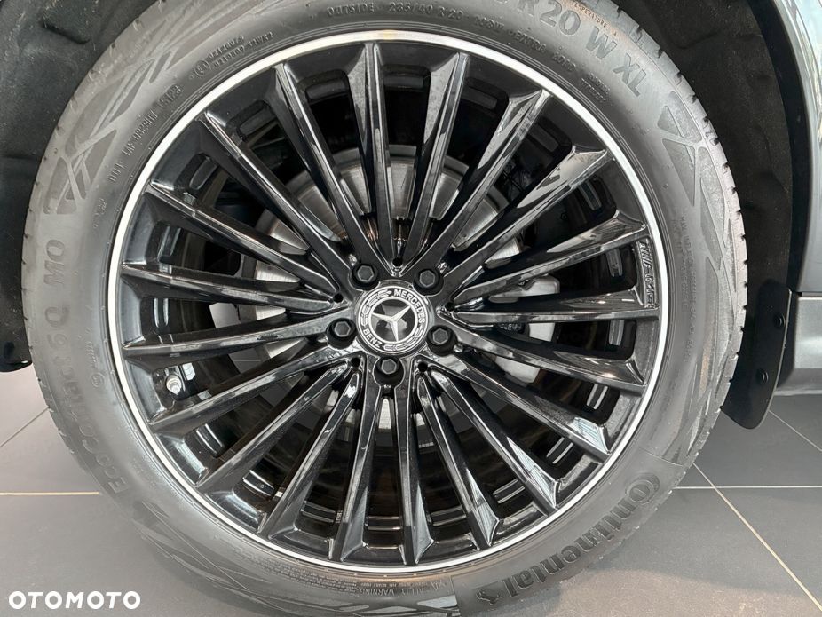 Mercedes-Benz GLC - 17