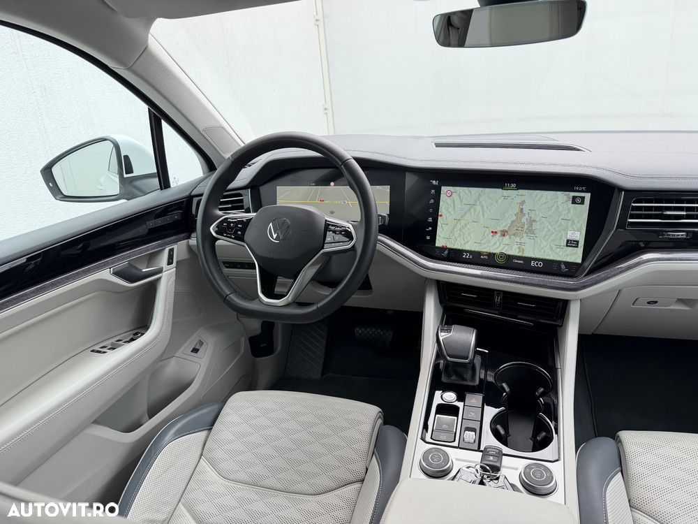 Volkswagen Touareg 3.0 V6 TDI 4Motion DPF Automatik R-Line - 16