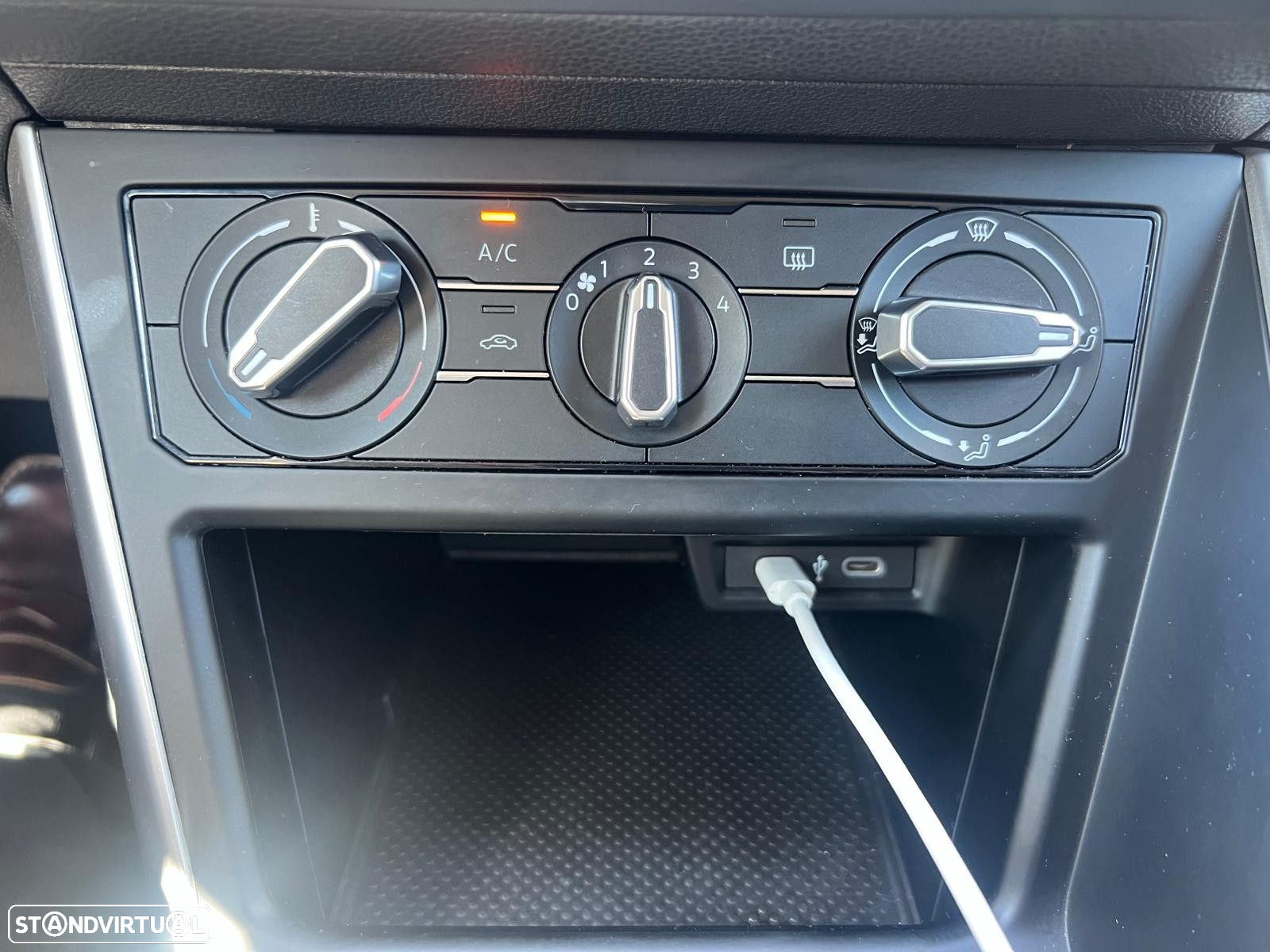 VW Taigo 1.0 TSI Urban - 25