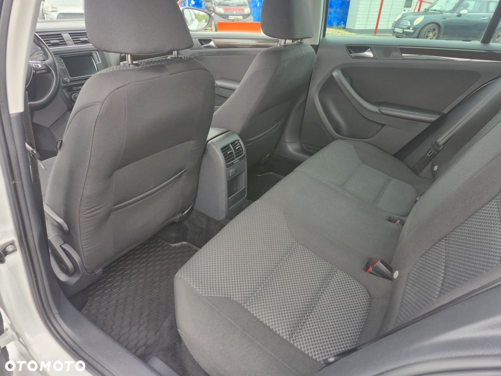 Volkswagen Jetta 1.4 TSI BMT Comfortline - 9