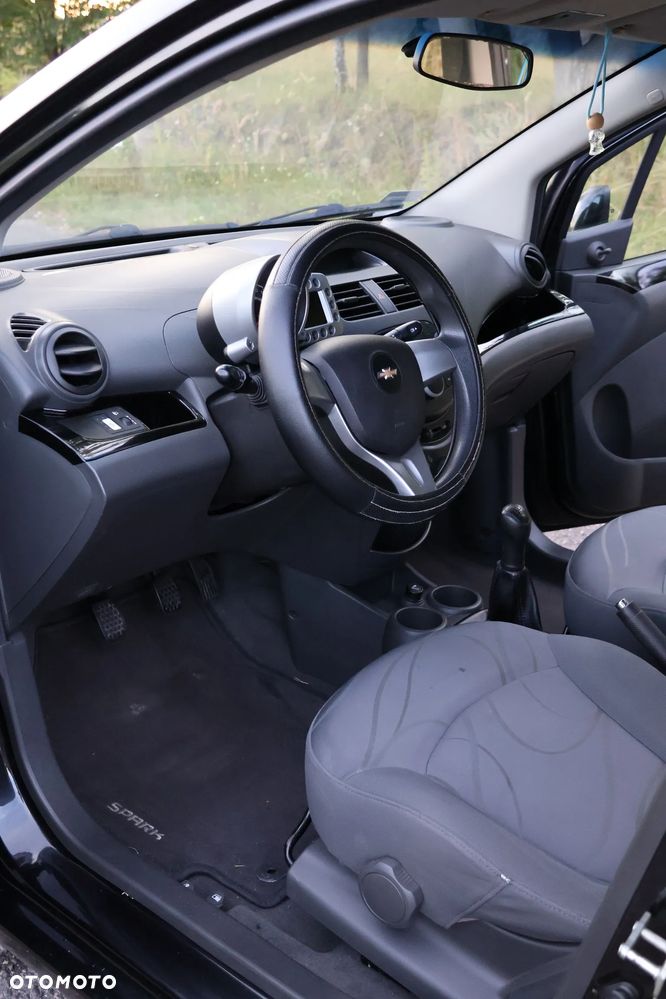Chevrolet Spark - 10