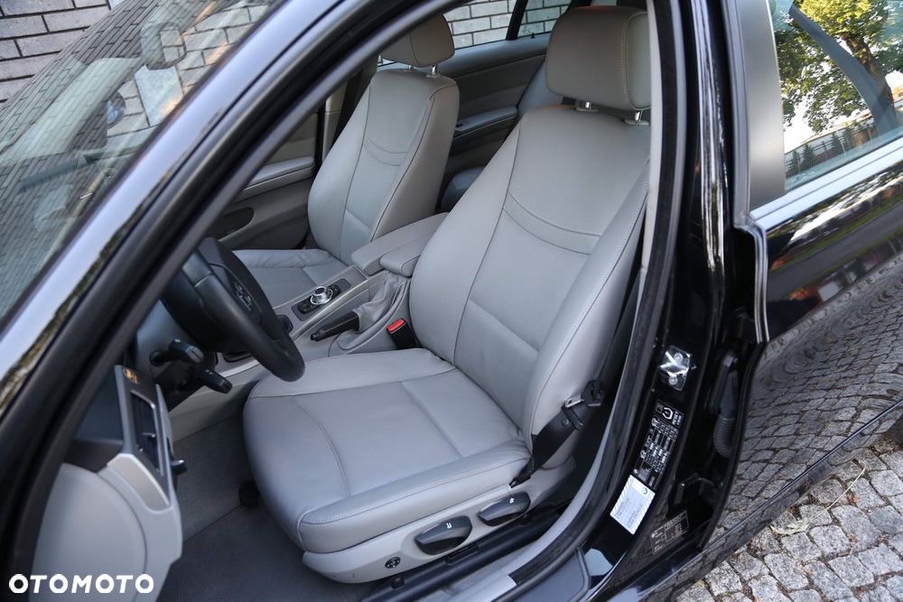 BMW Seria 3 - 19