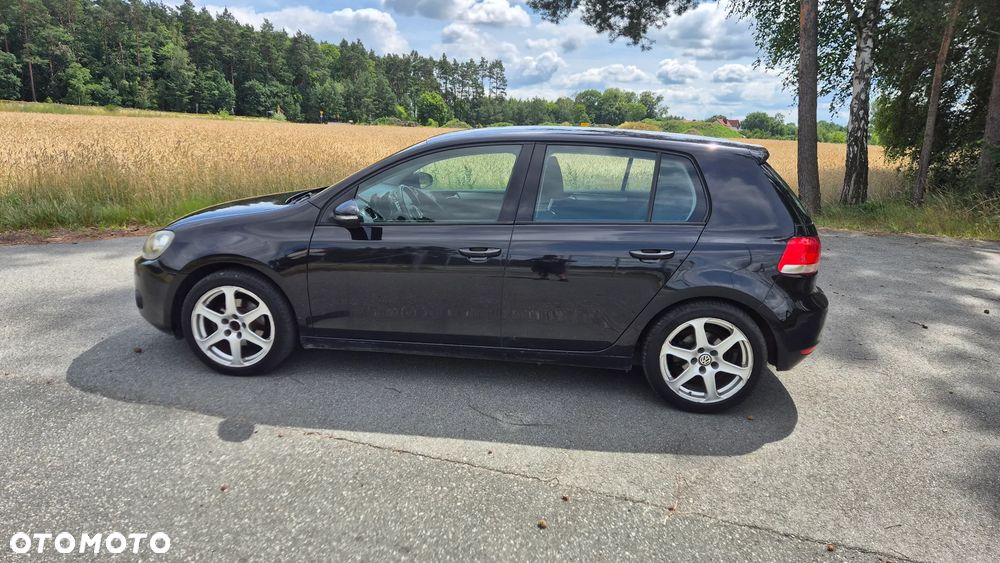 Volkswagen Golf - 8