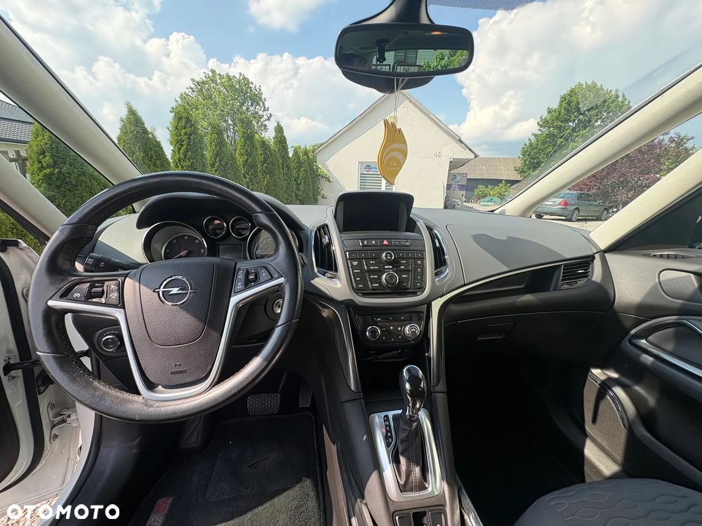 Opel Zafira - 20