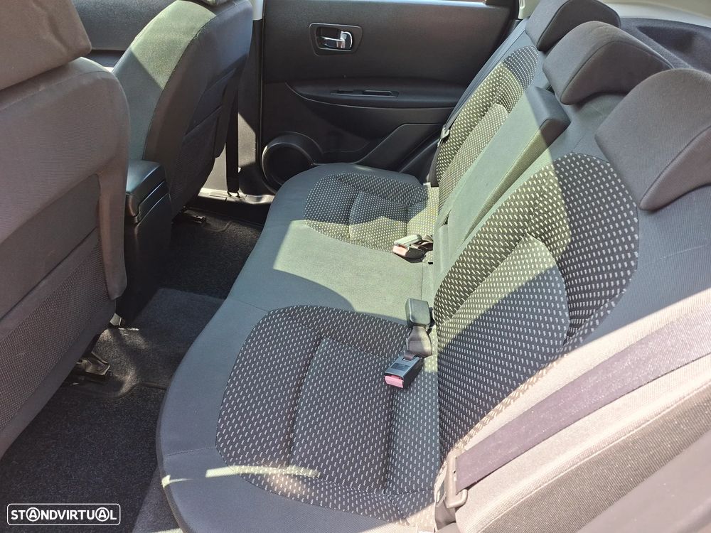 Nissan Qashqai 1.5 dCi Tekna NA+PI Castanho FPD - 10