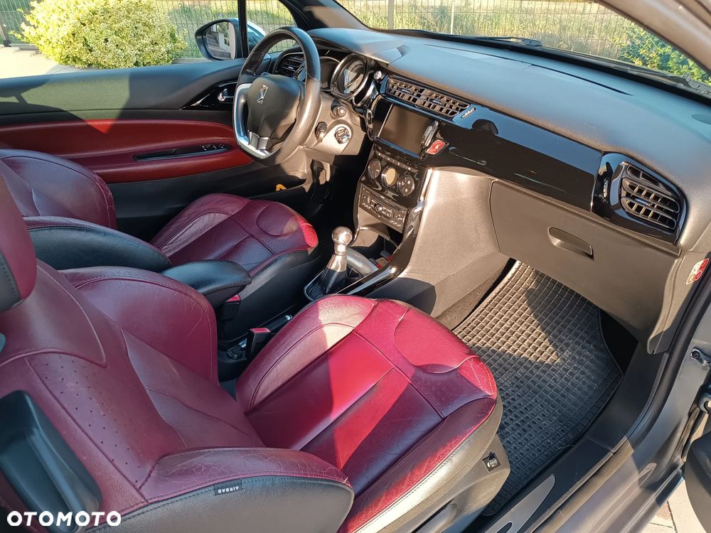 Citroën DS3 1.6 e-HDi SoChic - 22