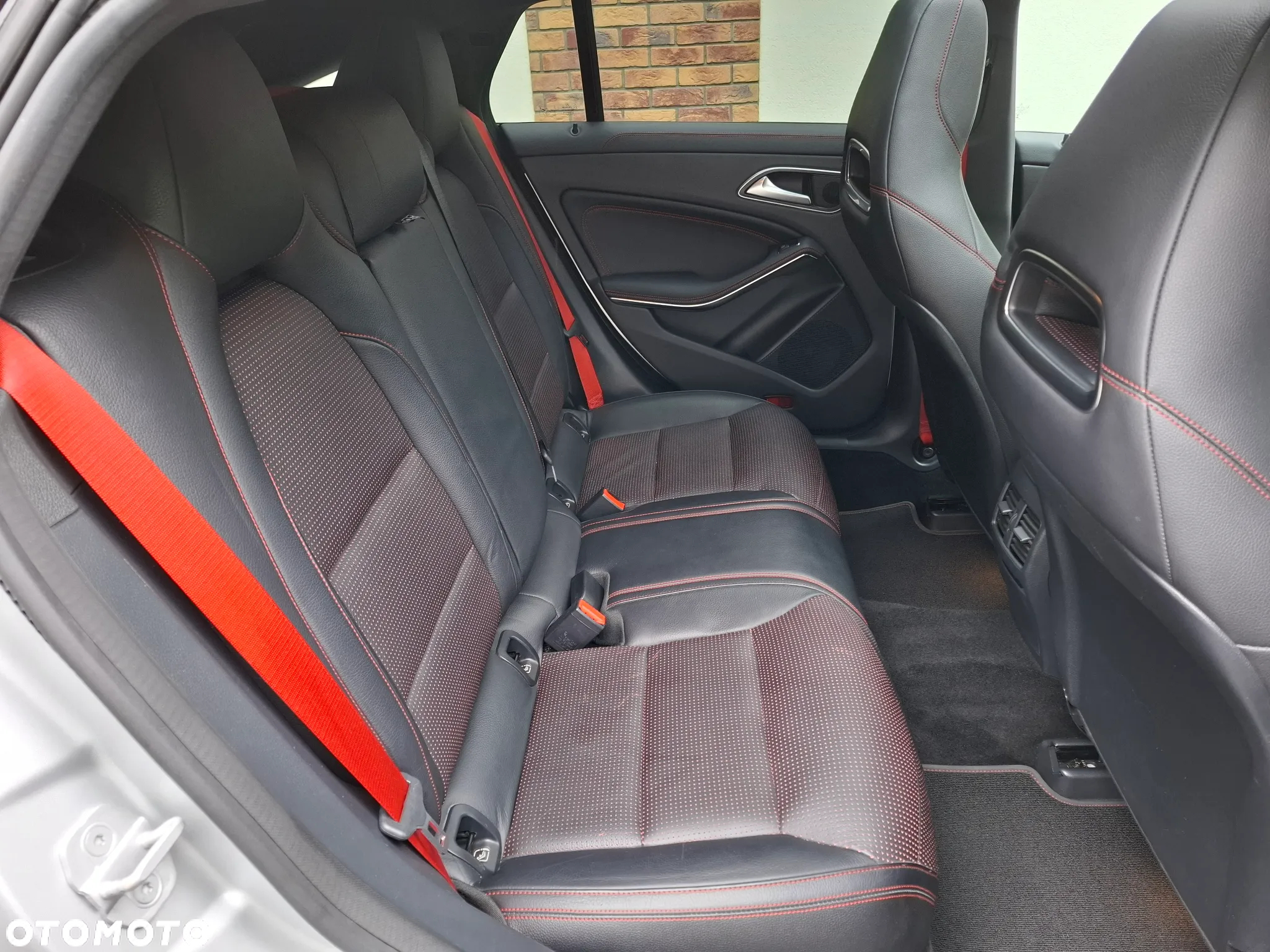 Mercedes-Benz CLA Shooting Brake 250 4Matic 7G-DCT Sport - 24