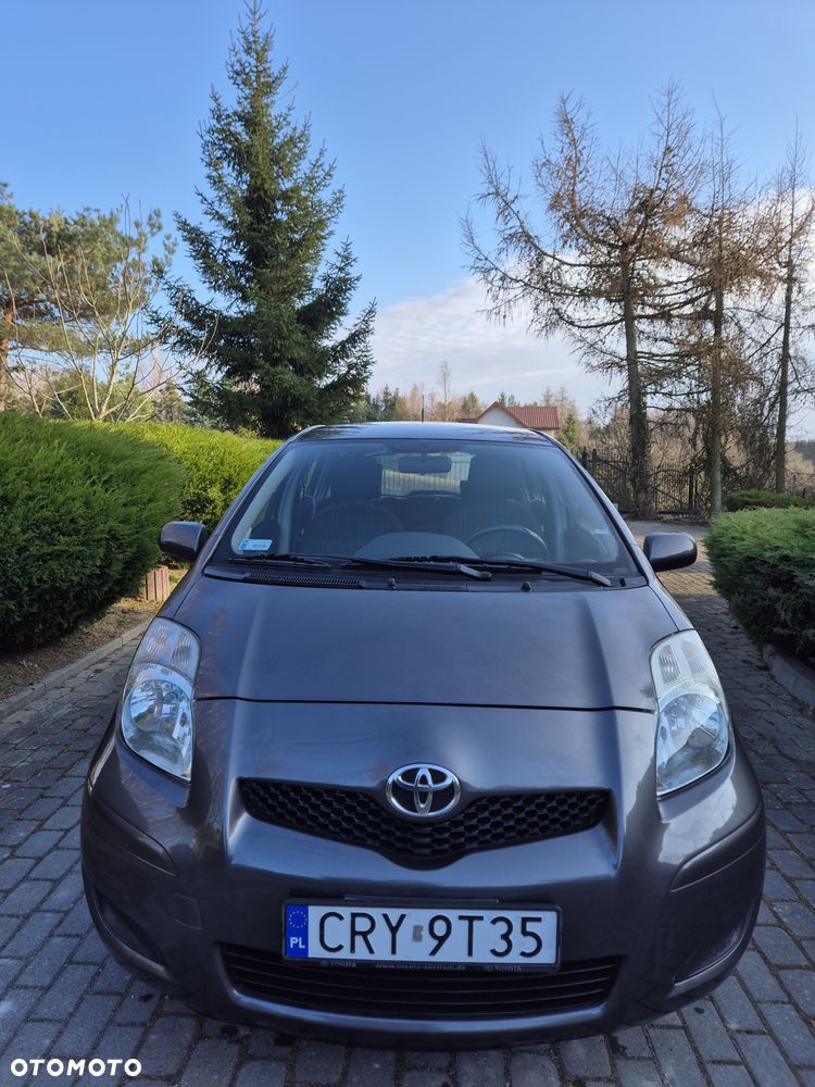 Toyota Yaris - 8