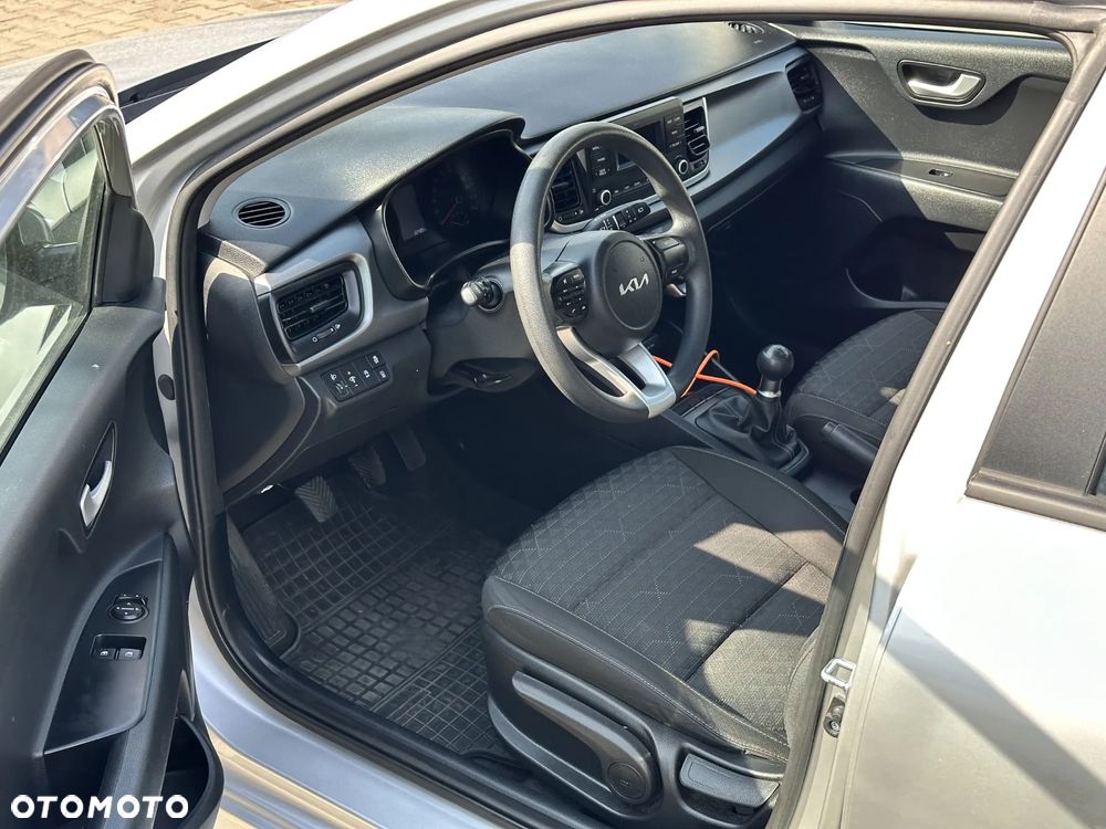 Kia Rio 1.2 M - 14