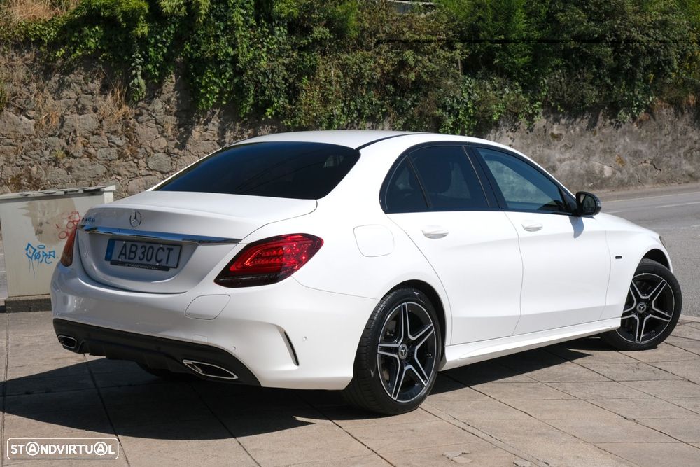 Mercedes-Benz C 300 de AMG Line - 6