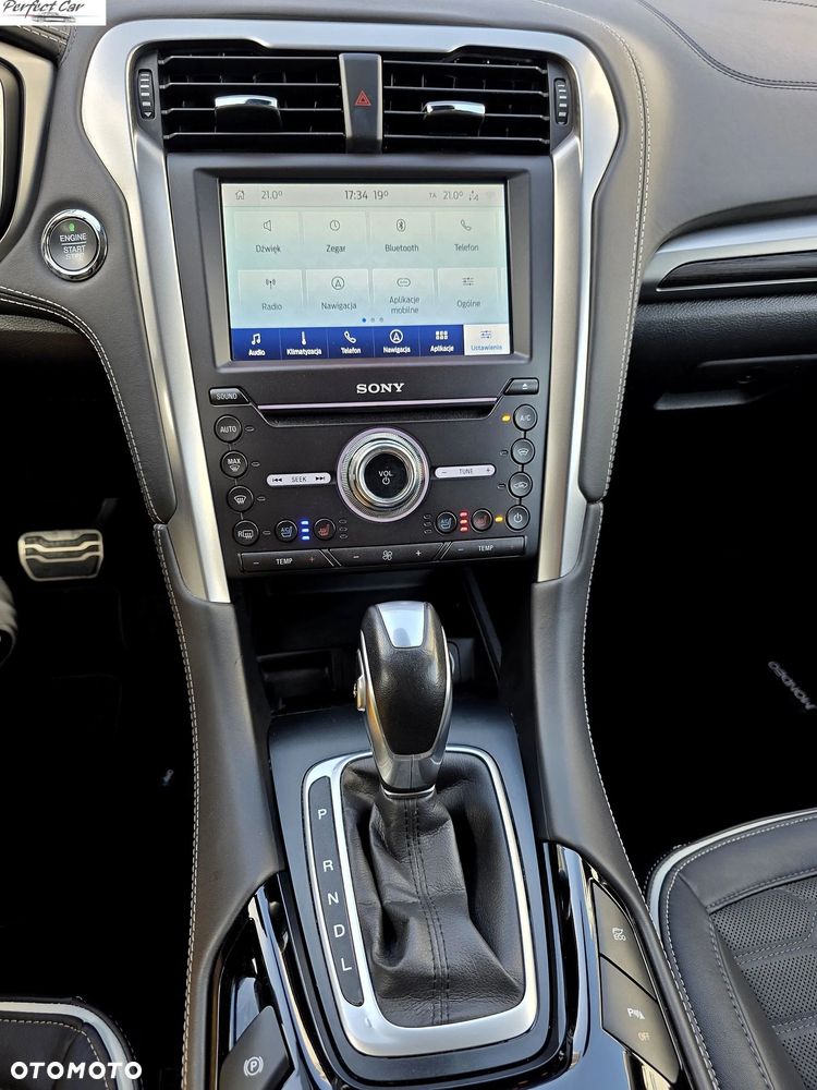 Ford Mondeo SW 2.0 Hybrid Vignale - 20