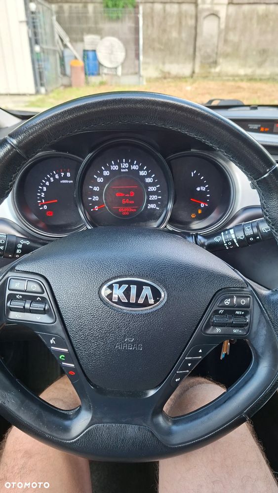 Kia Ceed 1.4 S - 10