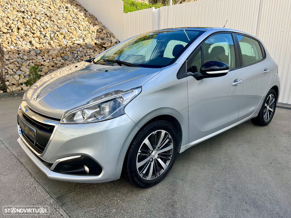 Peugeot 208 1.2 PureTech Allure - 1