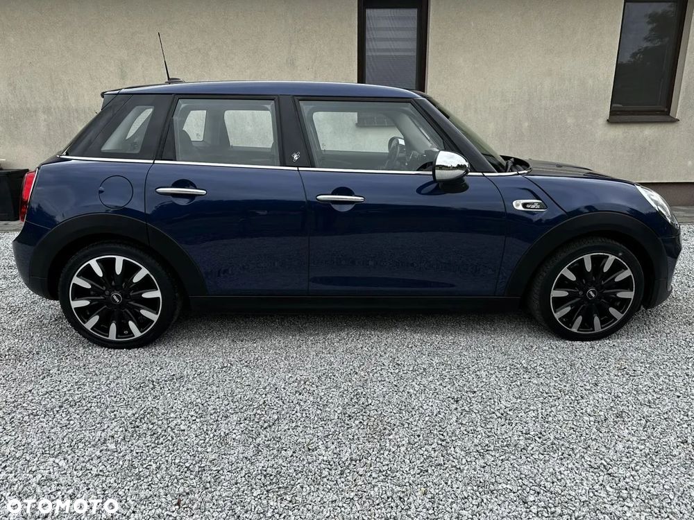 MINI ONE Blackyard - 6