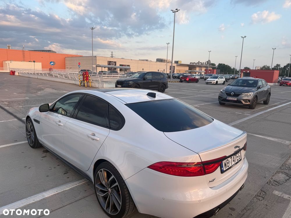 Jaguar XF 3.0 V6 AWD S - 8