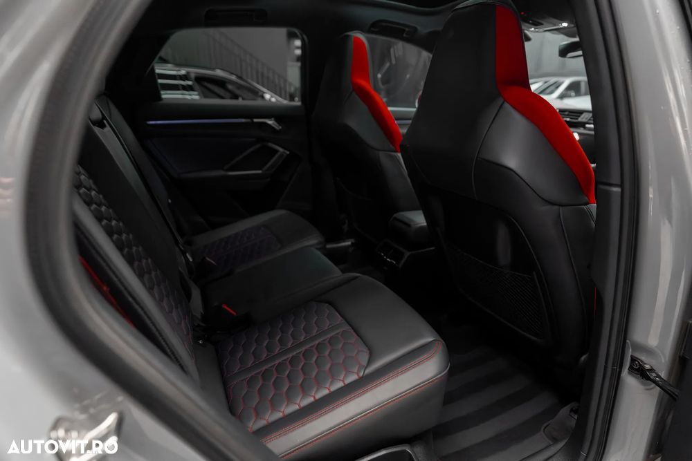 Audi RS Q3 RSQ3 Sportback quattro S tronic - 13