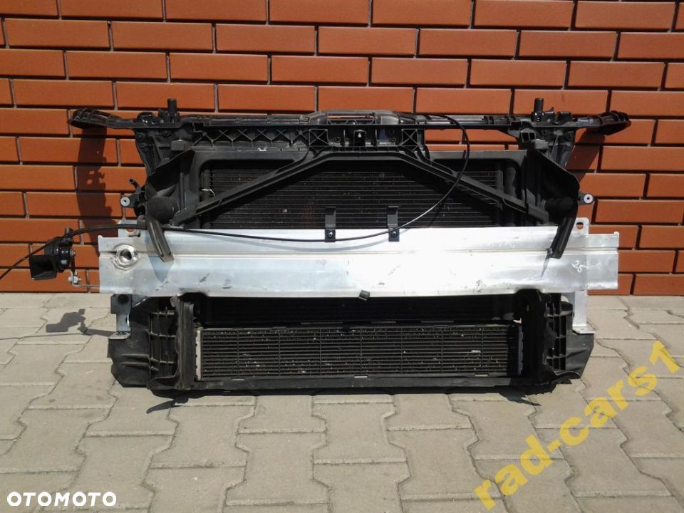 PAS PRZEDNI AUDI A1 2014 - SUPER STAN - 1