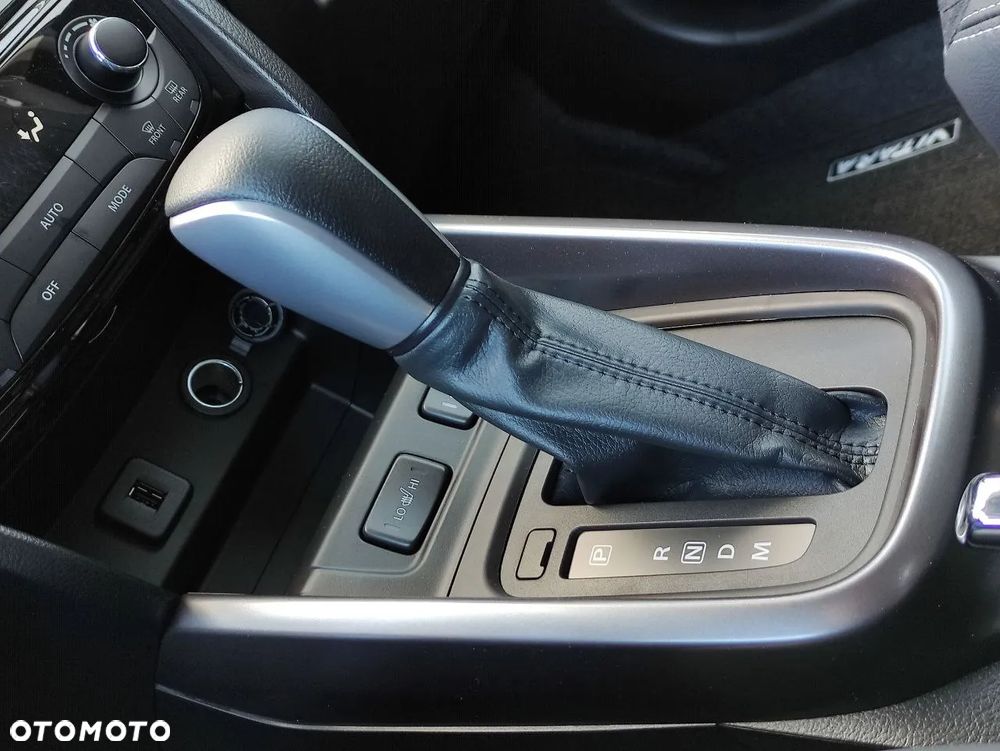 Suzuki Vitara - 14