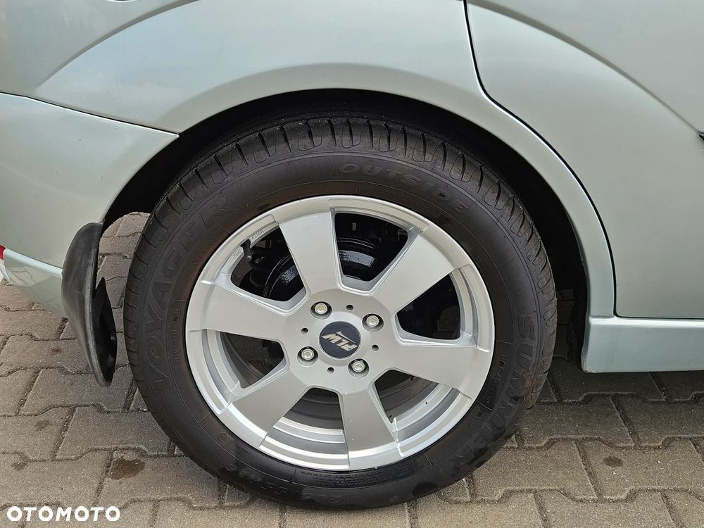 Ford Focus 1.6 X100 - 32