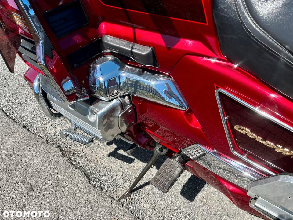 Honda GL - 6