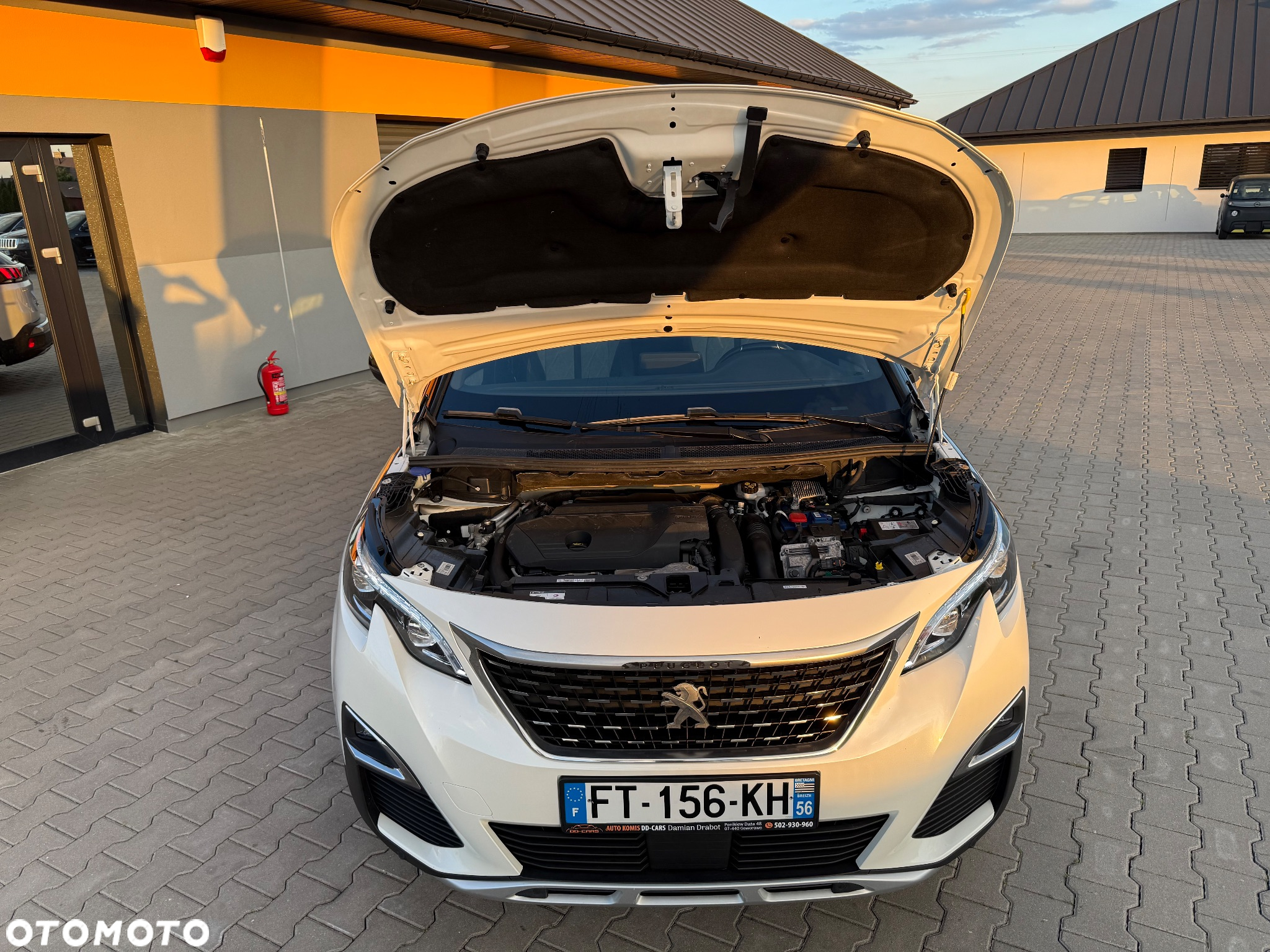 Peugeot 3008 Plug-In Hybrid4 300 e-EAT8 GT - 13