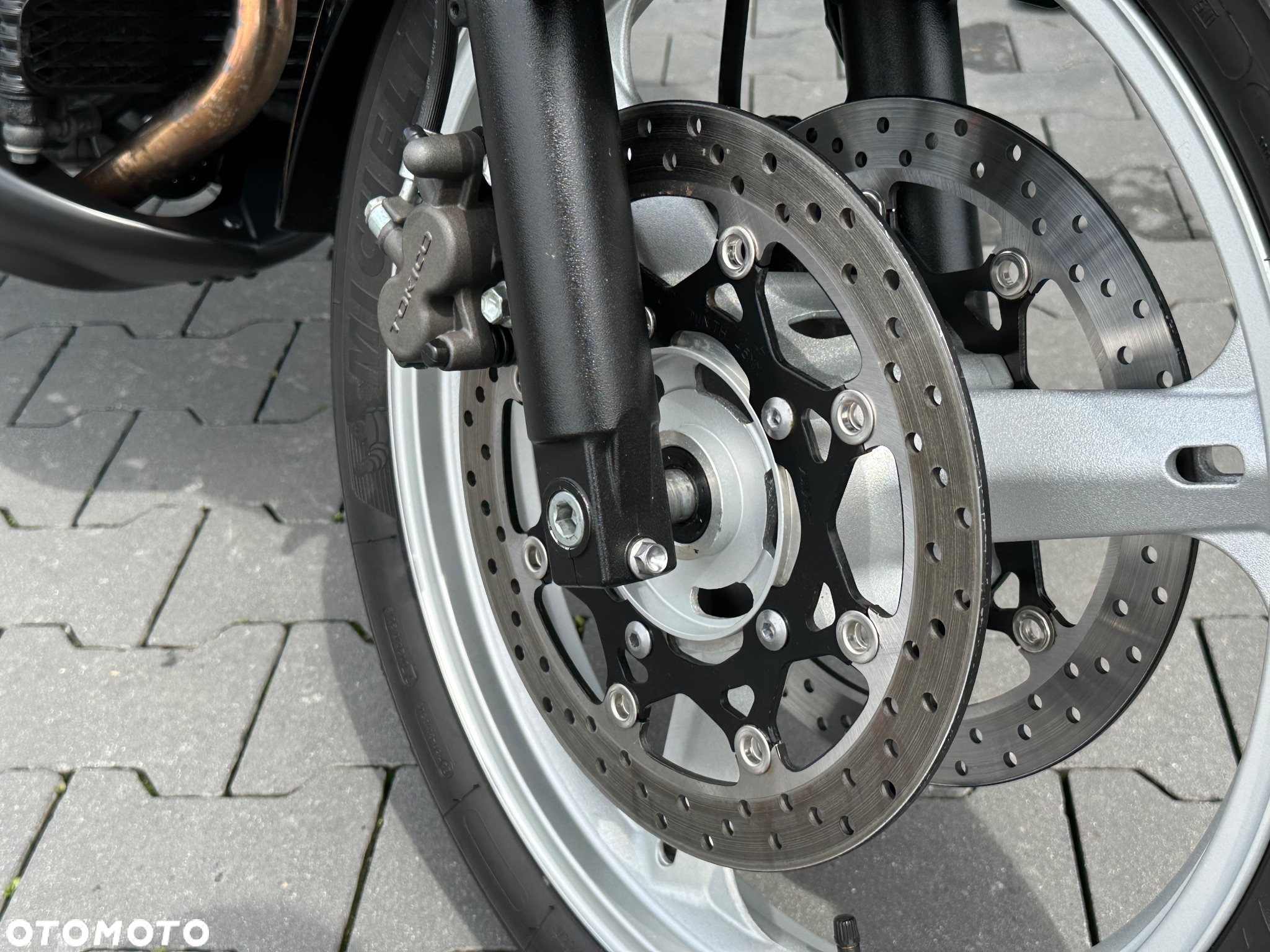 Suzuki V-STROM - 19