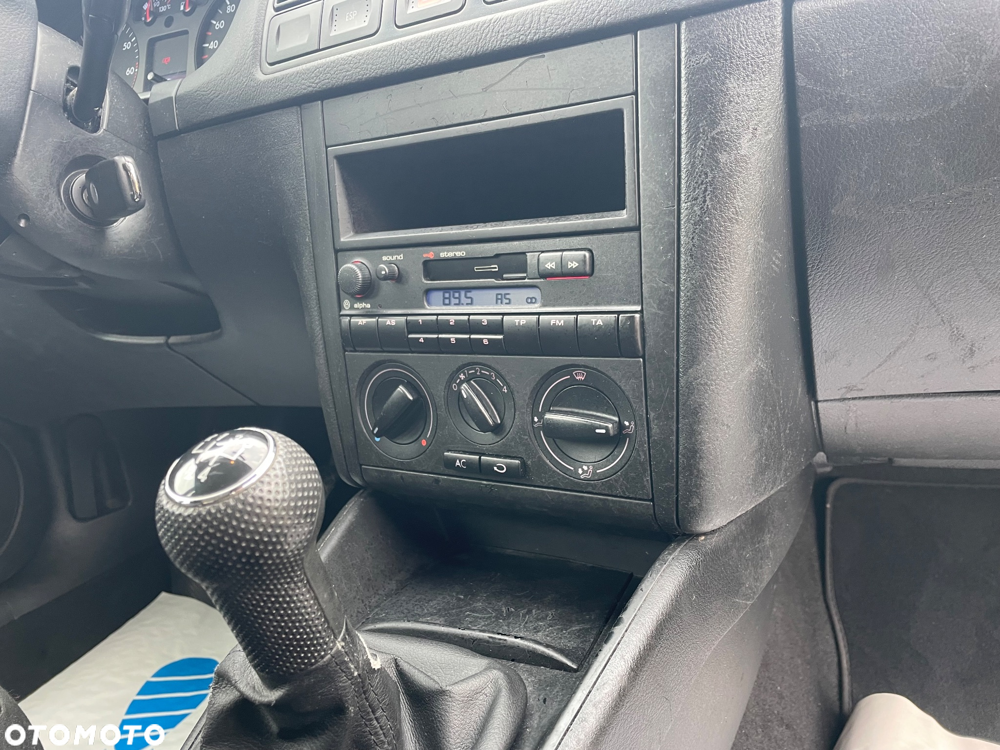 Volkswagen Golf - 12