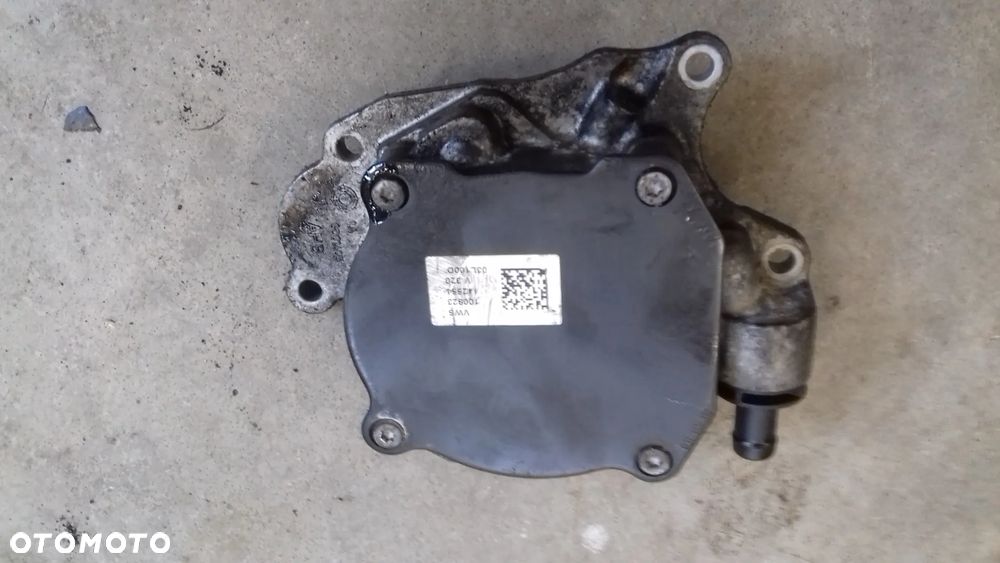 pompa vacum podciśnienia 03L100D 03L145207 Fabia II 1.6 TDI CAYC - 2