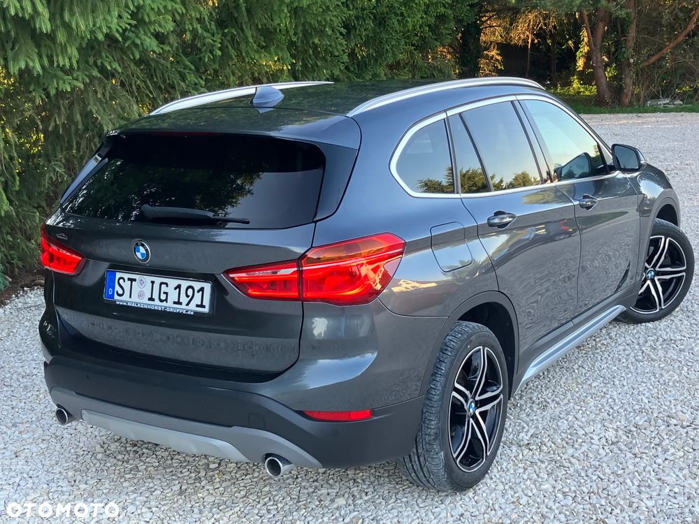 BMW X1 xDrive25d Sport Line - 12