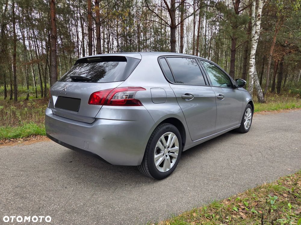 Peugeot 308 - 5