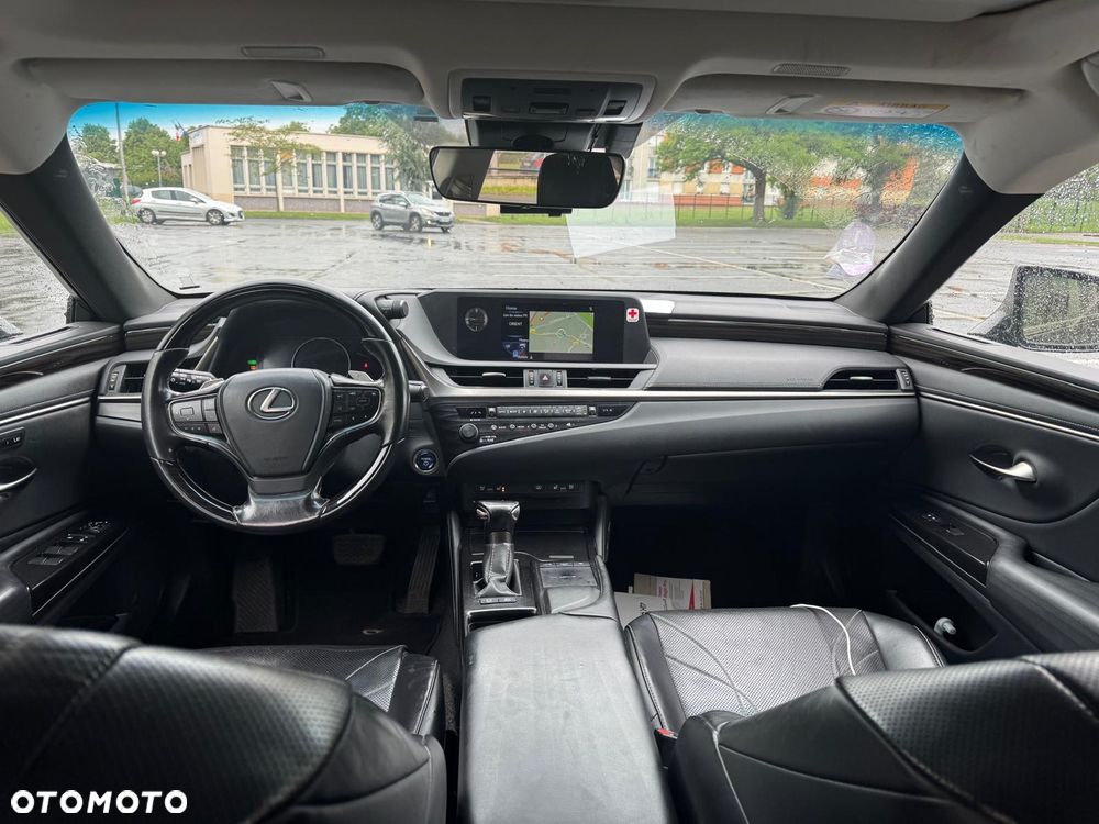 Lexus ES 300h Luxury Line - 5