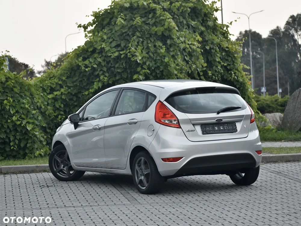 Ford Fiesta 1.25 Titanium - 9