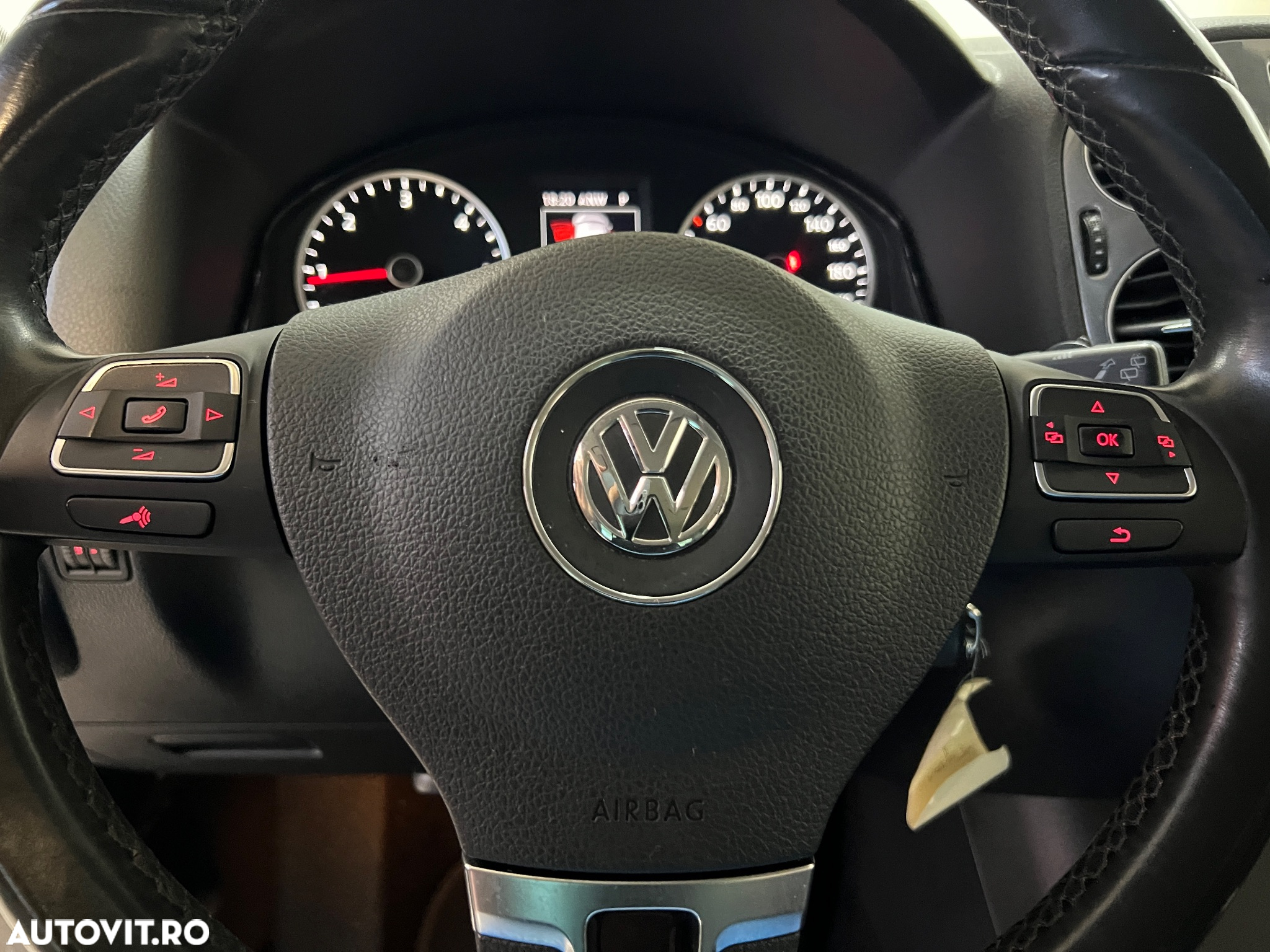 Volkswagen Tiguan 2.0 TDI 4Motion DSG Trend & Fun - 13