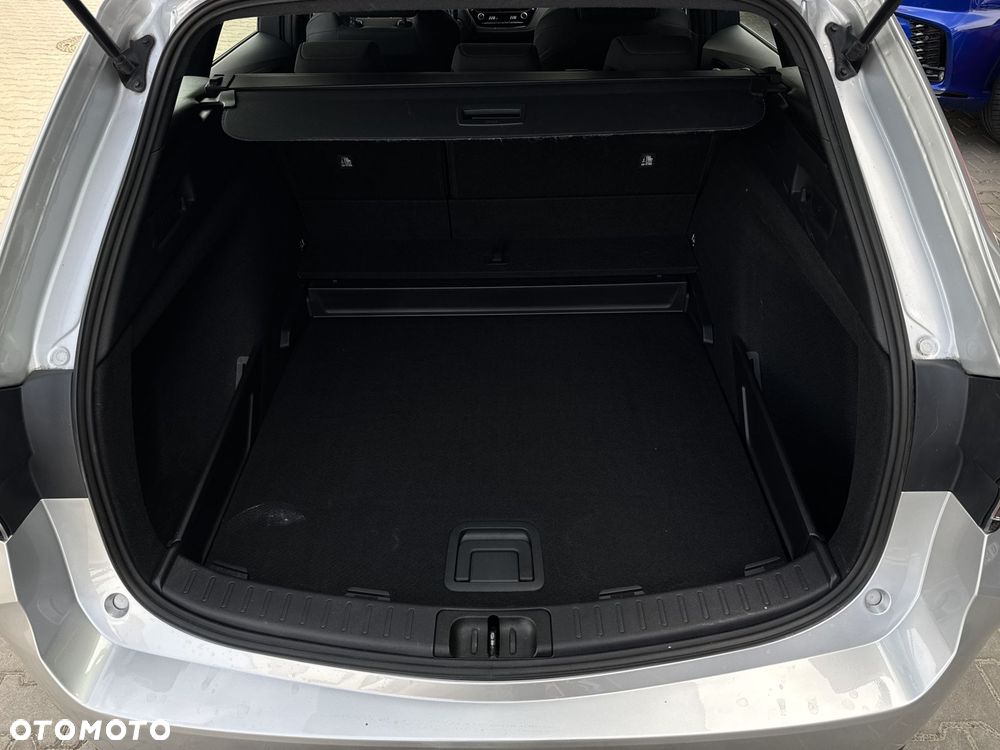 Toyota Corolla 1.8 Hybrid Comfort - 32