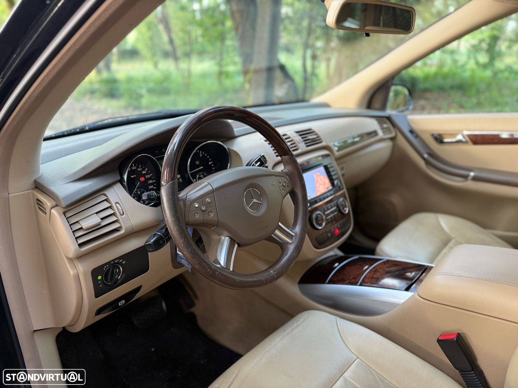 Mercedes-Benz R 320 CDi 4-Matic - 11