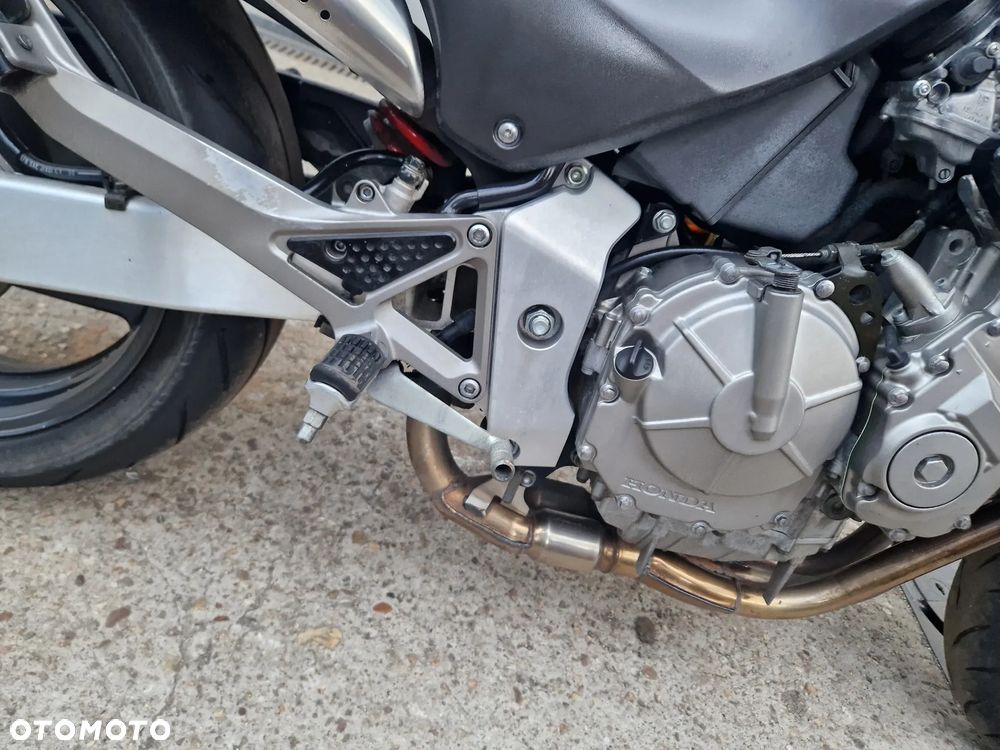 Honda Hornet - 17