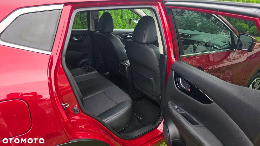 Nissan Qashqai 1.6 dCi 4x4 360 S&S - 33