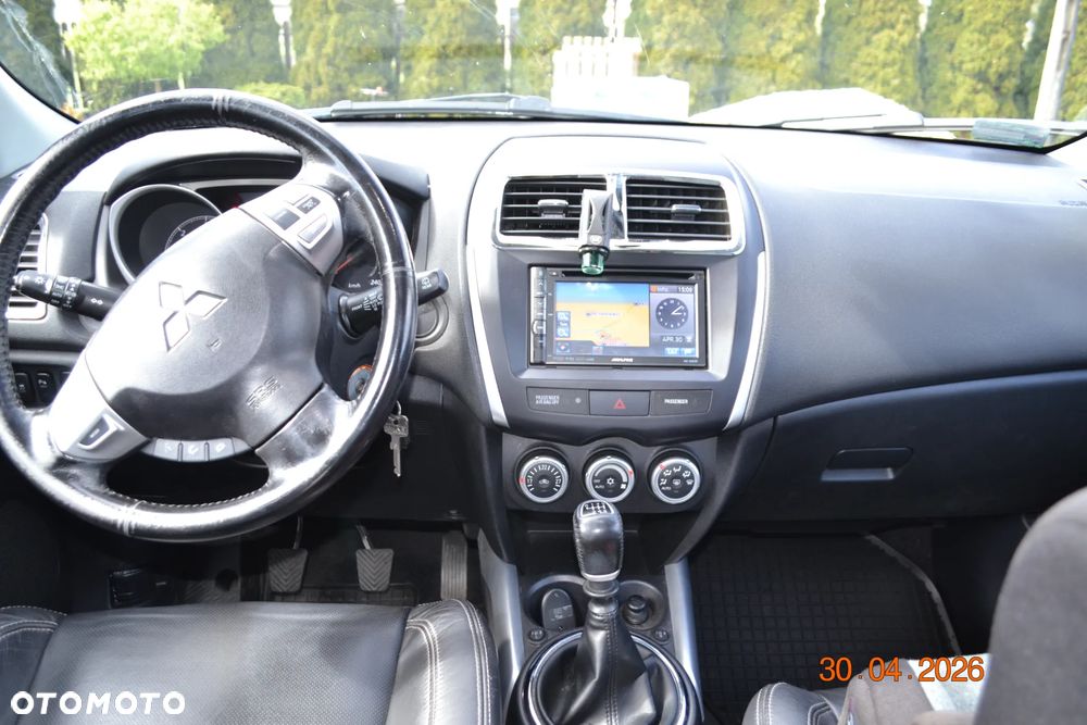 Mitsubishi ASX 1.8 DID Instyle 4WD AS&G - 9