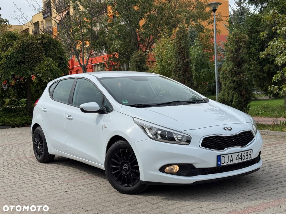Kia Ceed 1.4 M - 10