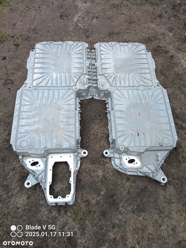Obudowa Bakterii BMW X5 G05 X6 G06 Hybryda